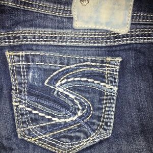 Silver Jeans Twisted Capri